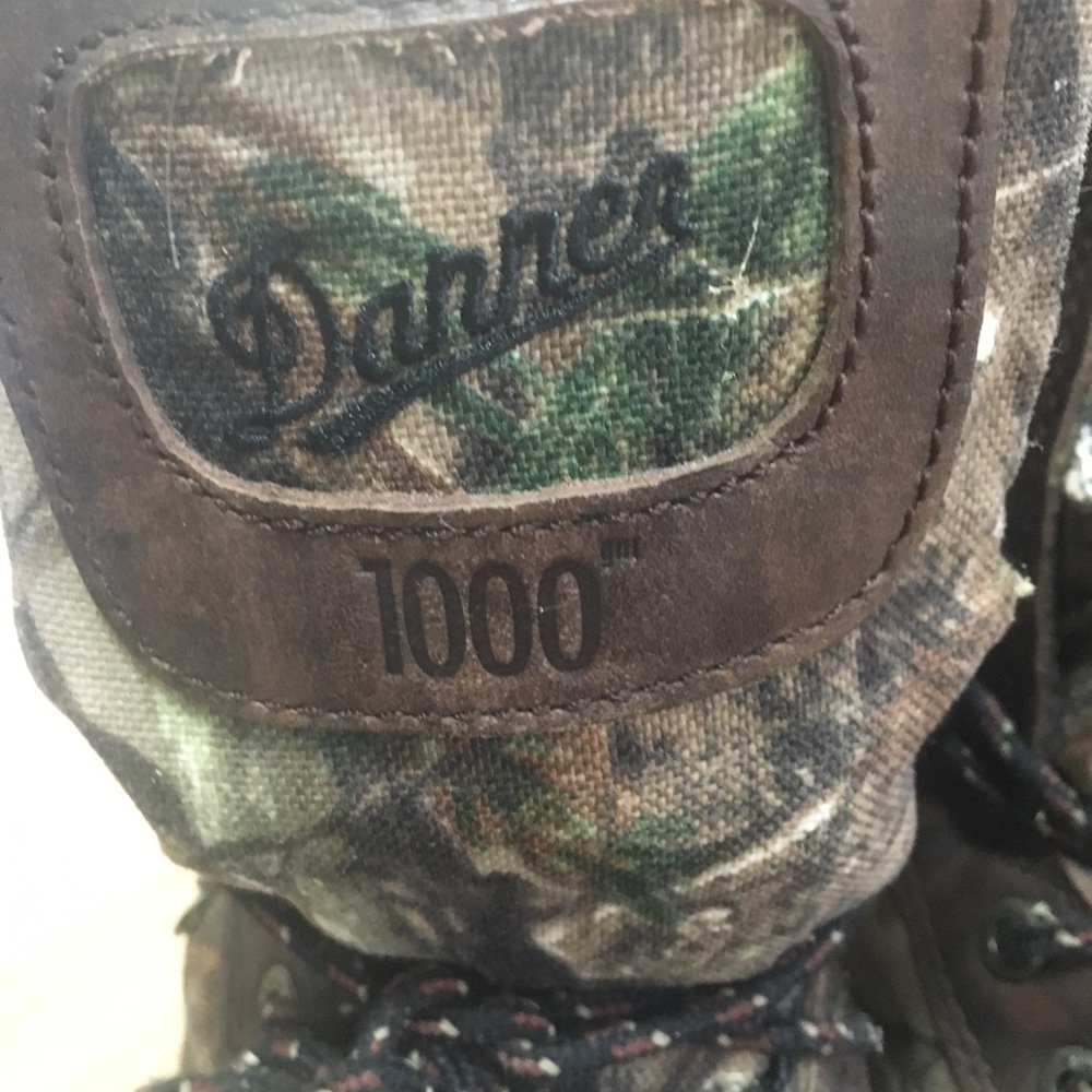 Women’s dinner hunting boots size 7.5